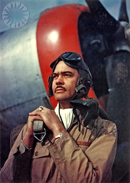 a color photo of lt. gen. Benjamin O Davis Jr, the founder of the Tuskegee Airmen
