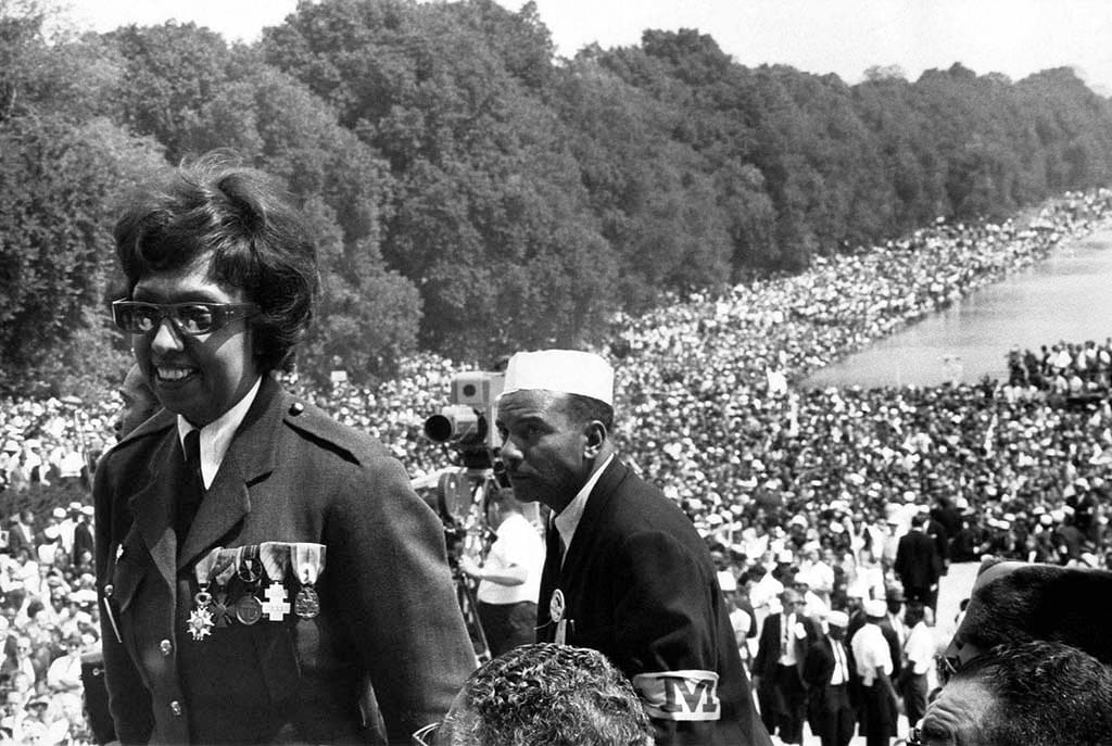 Josephine Baker at Lincoln Memorial. 1963. Courtesy of Francis Miller/The LIFE Picture Collection/Getty Images.
