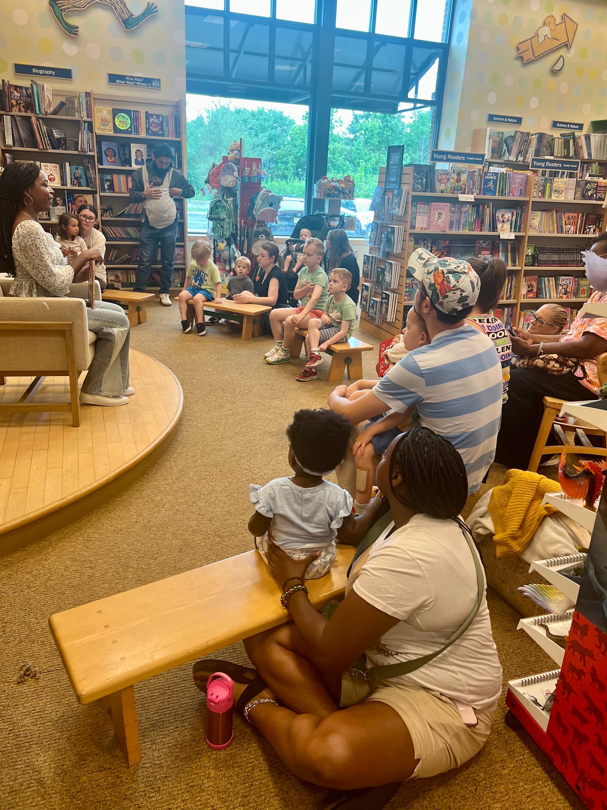 Alleanna Harris introduces herself and her book selection to the kids and parents at Barnes & Noble Hamilton.